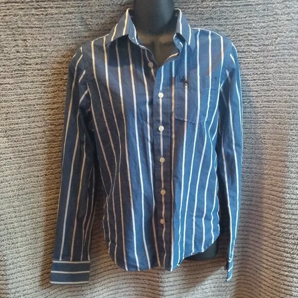 Abercrombie Blue and White Striped Button-Down | Vintage Y2K - Picture 3 of 8
